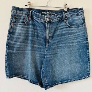 American Eagle Perfect Bermuda Short Size 16